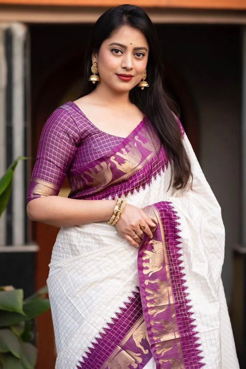 Amiable Off White Soft Silk Saree With Ideal Blouse Piece