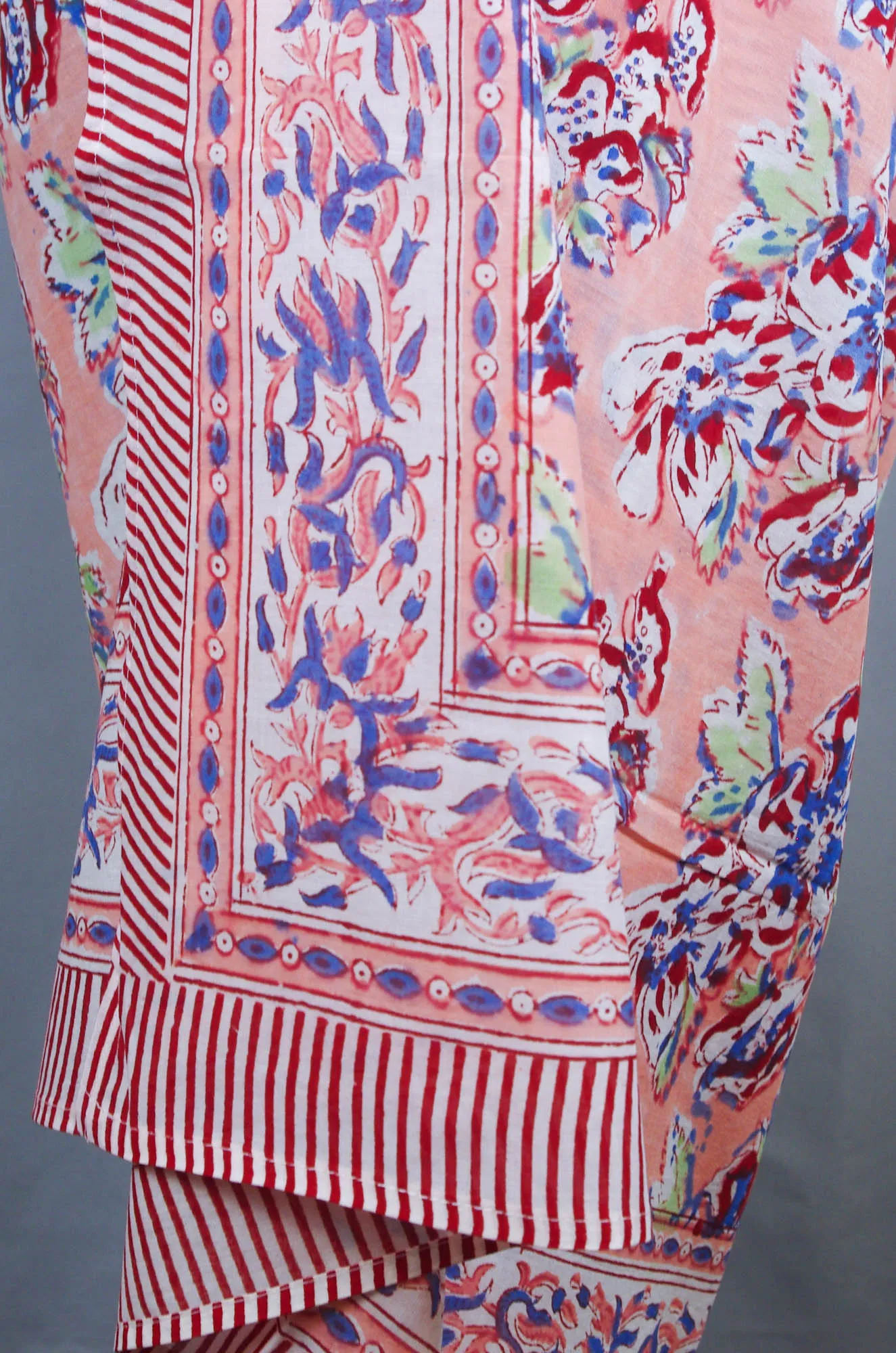 Beach Coverup Sarong Pareo - Coral Pink Floral