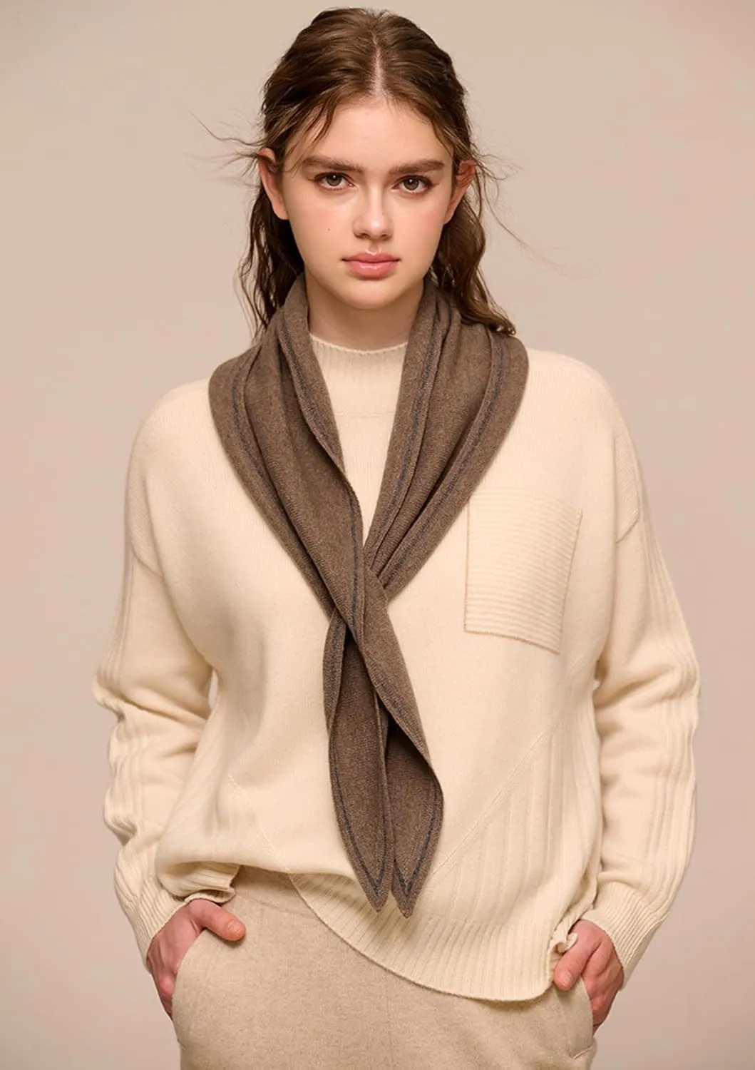 Diamond-Shaped Small Neck Scarf 30% Cashmere & 70% Wool, Soft Warm Knitted Collar Cross Neck Triangle Scarf for Women Girls, Spring Autumn Versatile Neckerchief Short Knit Collar Scarves, Gift Curry