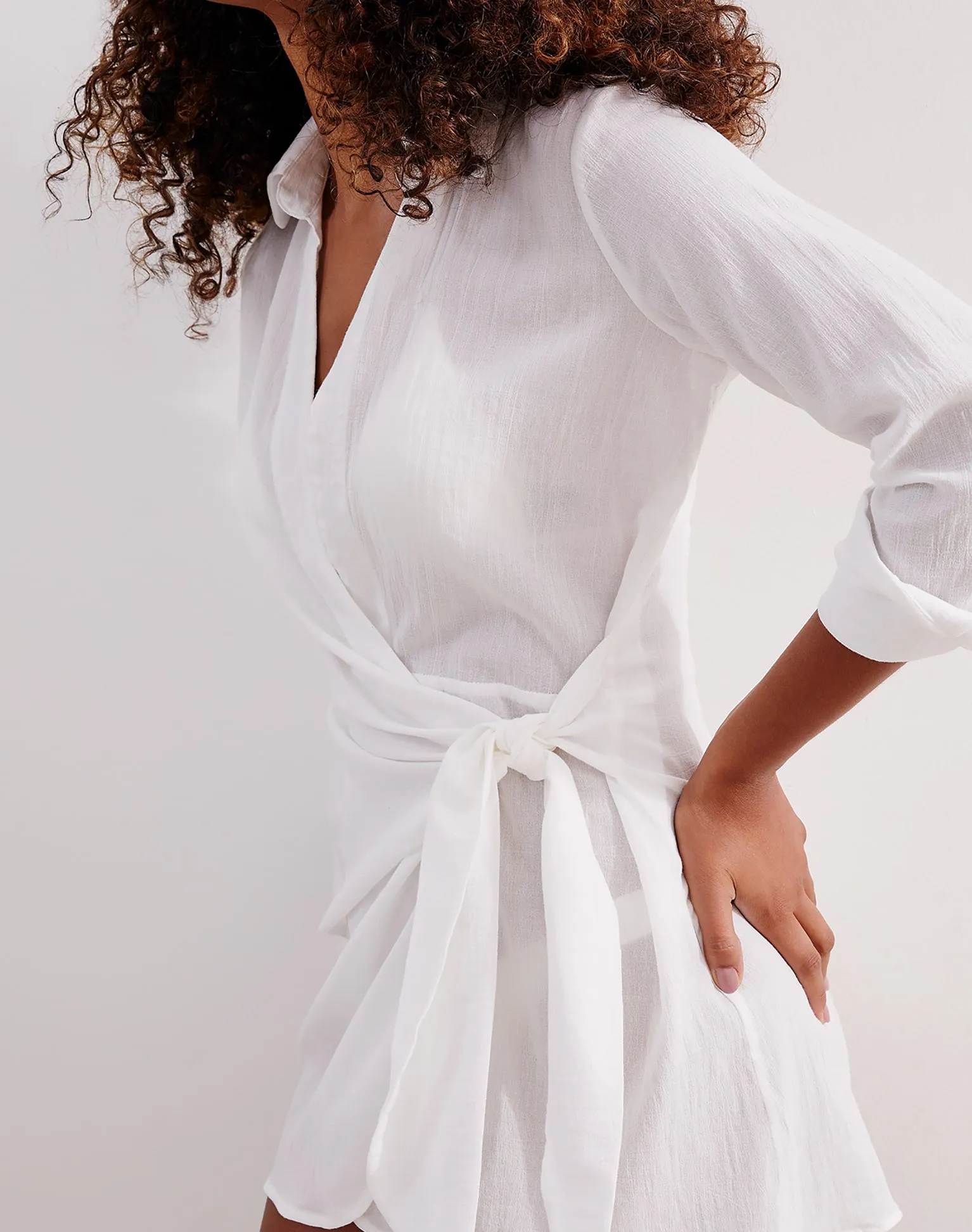 Lia Short Cover Up - Off White