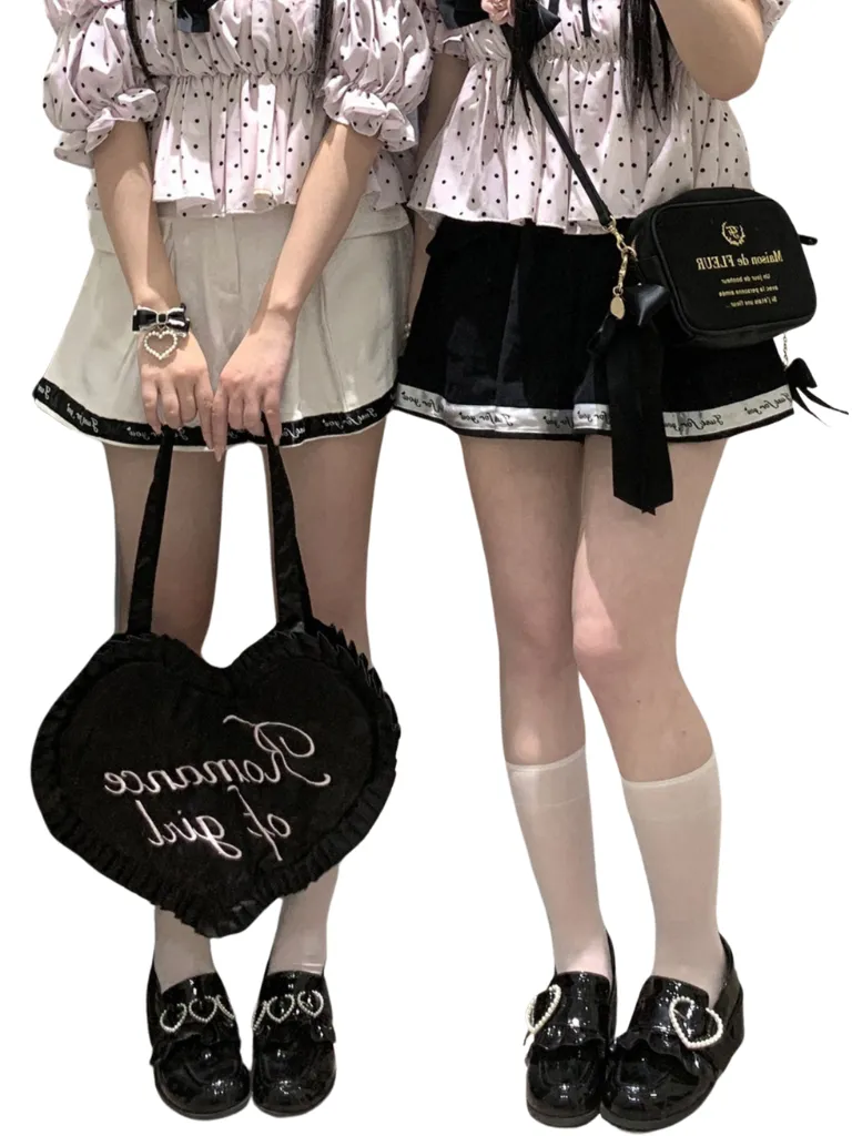 Loose Love Lace Casual Shorts