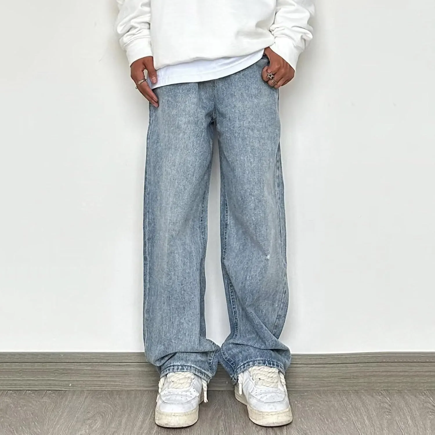 Men's Jeans Relaxed Fit Wide Leg Vintage Light Wash Denim Pants Lightweight Comfortable Streetwear Durable Trousers