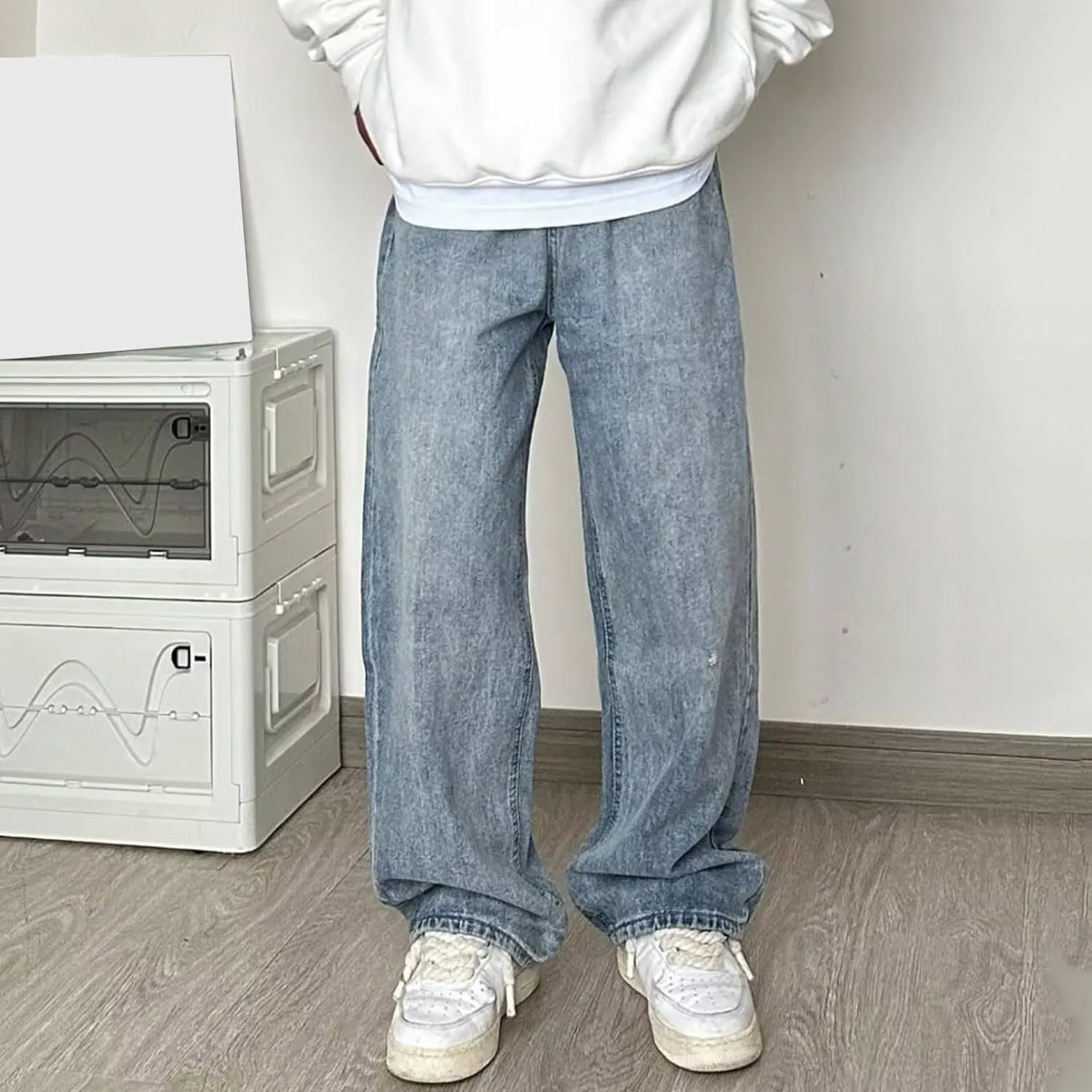 Men's Jeans Relaxed Fit Wide Leg Vintage Light Wash Denim Pants Lightweight Comfortable Streetwear Durable Trousers