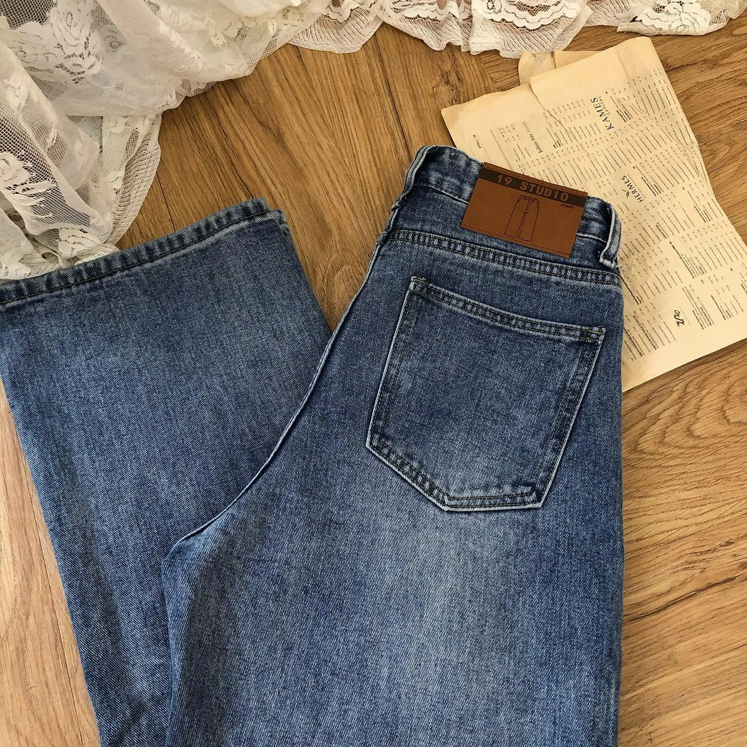 Nine Light Whiskers Jeans