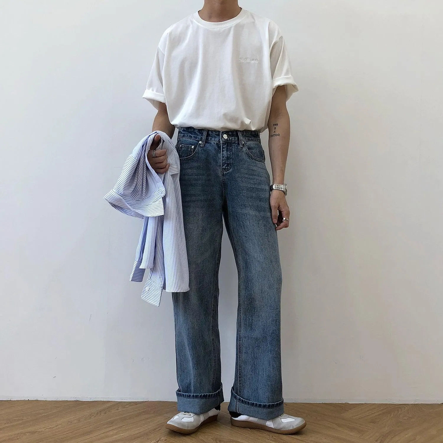 Nine Light Whiskers Jeans